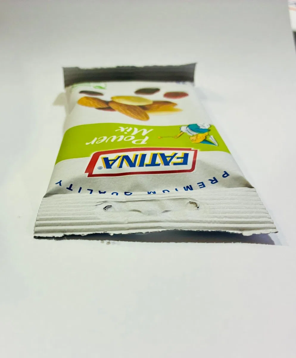 Fatina Fruit Snack - Power Mix - Assortimento di Frutta secca,Frutta disidratata ed Arachidi - 26 Pacchetti Monodose da 25 g