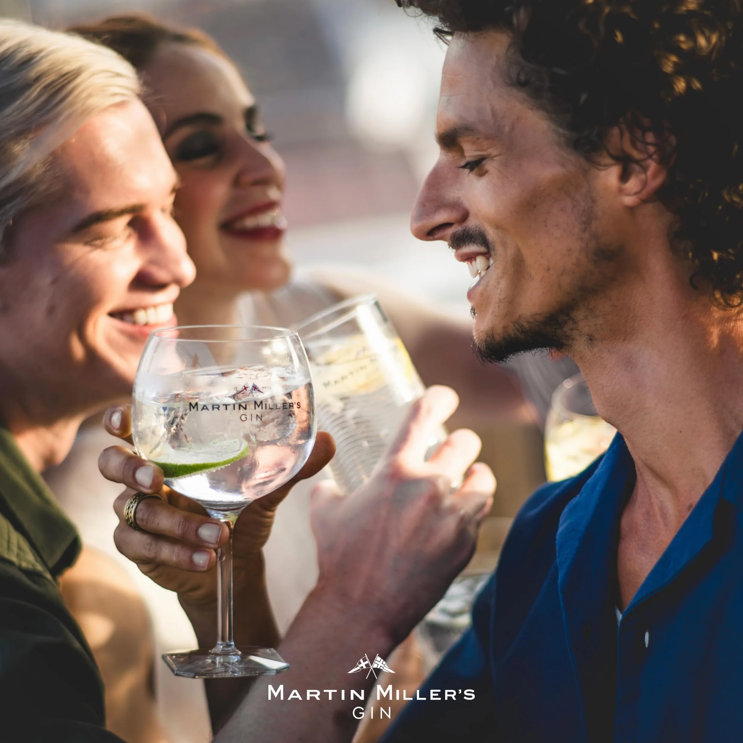 Martin Miller's Gin Original, 700ml, Ideale per Gin Tonic, Note Speziate, Agrumate e di Liquirizia, Premium Gin Inglese, Distillato Miscelato con Acqua di Sorgente Islandese, Idea Regalo, 40% Vol.