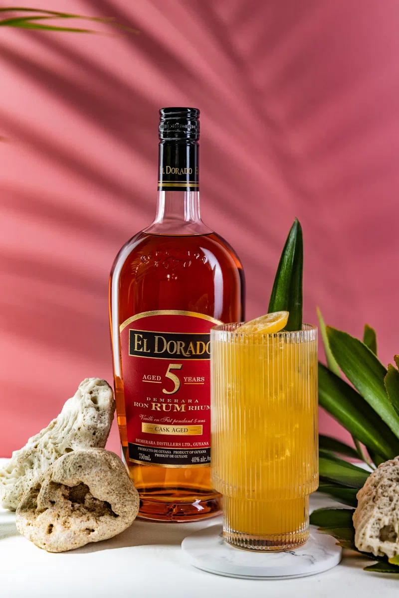 El Dorado, Rum 5 Years Old, 700 ml, Aroma di Caramello e Albicocche, Note Speziate di Caramello, Cioccolato Fondente e Zenzero, Invecchiato 5 anni in Guyana in Botti exBourbon, Idea Regalo, 40% Vol.