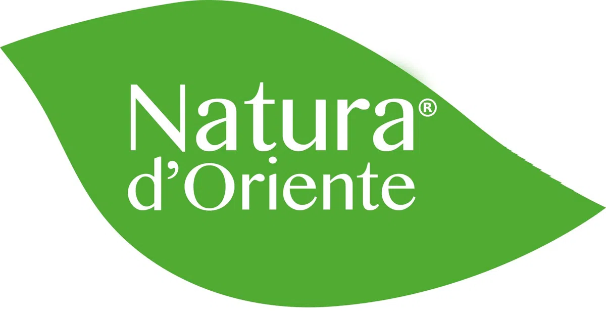 Natura d'Oriente | Cocco Secco Naturale Disidratato 1000 g | Senza zuccheri aggiunti | Naturale 100% Confezionato pack salva freschezza.
