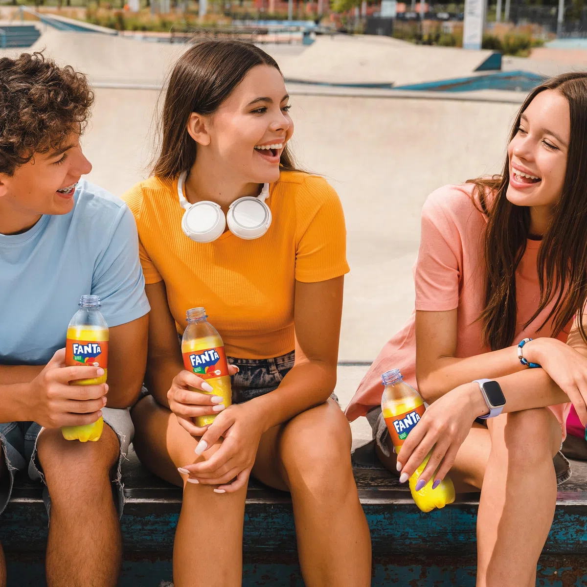Fanta Original Gusto Arancia, con Succo di Arance Italiane, Senza Aggiunta di Conservanti, PET 100% riciclabile, Gusto Rinfrescante - 2 Bottiglie da 1,5L