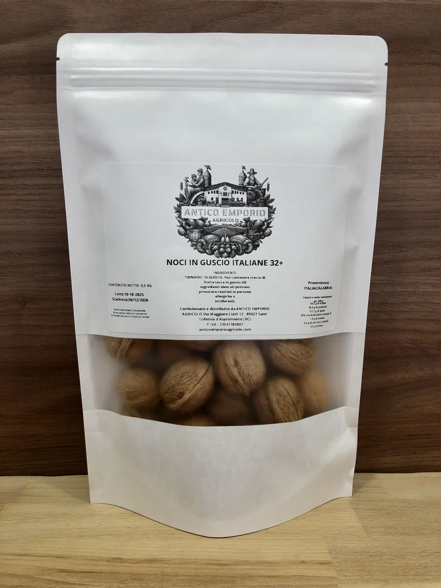 Noci in Guscio Naturali Italiane(Calabria) dal guscio morbido che si apre facilmente - Calibrate 32+ - Confezione in Kraft Richiudibile da 3 Kg
