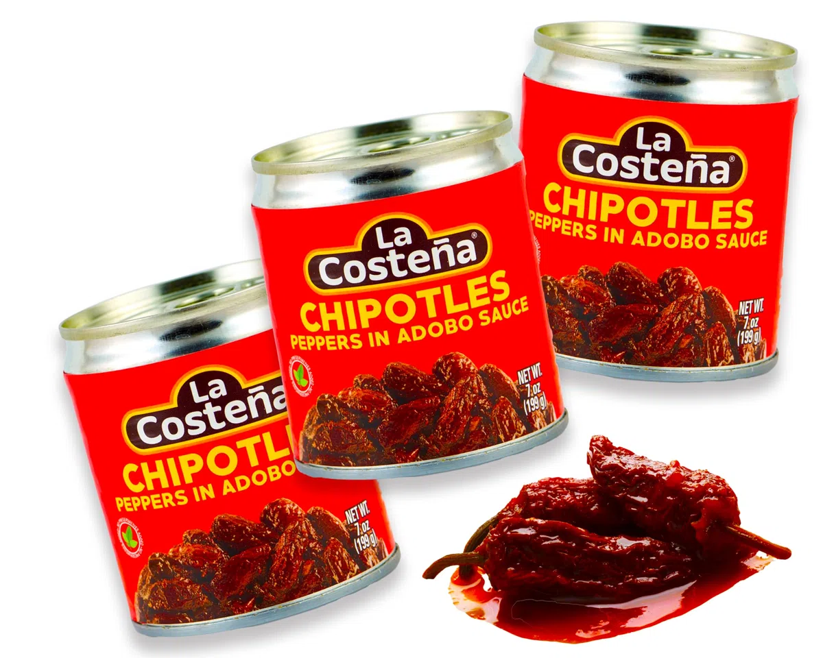 Chipotle Chili in salsa Adobo di La Costeña - Confezione da 3 (199 g ciascuno) - Peperoncini piccanti in salsa di pomodoro piccante - Ideale per piatti messicani