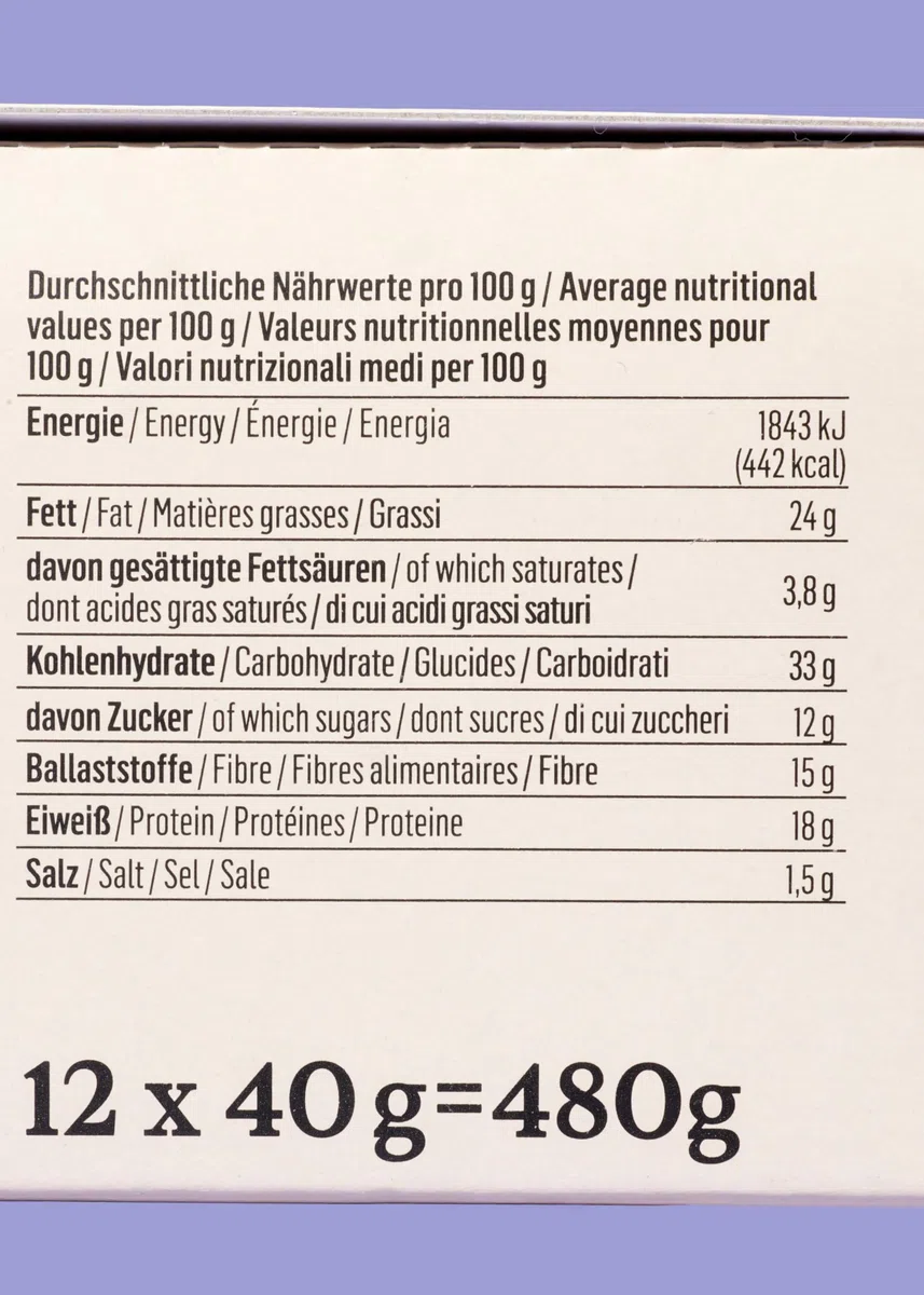 KoRo - Barretta salata alle arachidi con pomodoro ed erbe bio 12 x 40 g - Alternativa alle barrette dolci - Fonte di fibre e proteine - Vegan