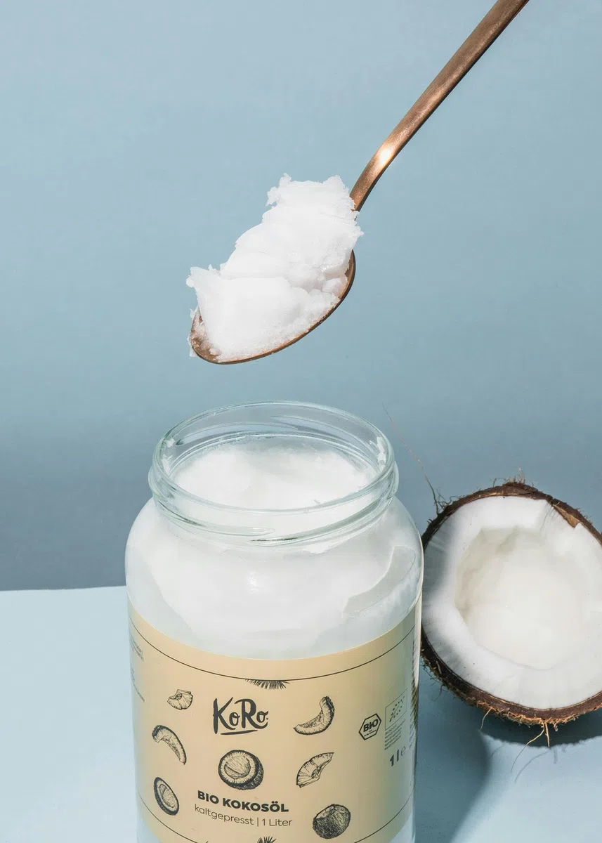 KoRo - Olio di cocco bio 1 litro - puro olio di cocco biologico extra vergine, per corpo, capelli e uso alimentare, senza zucchero, naturale e idratante