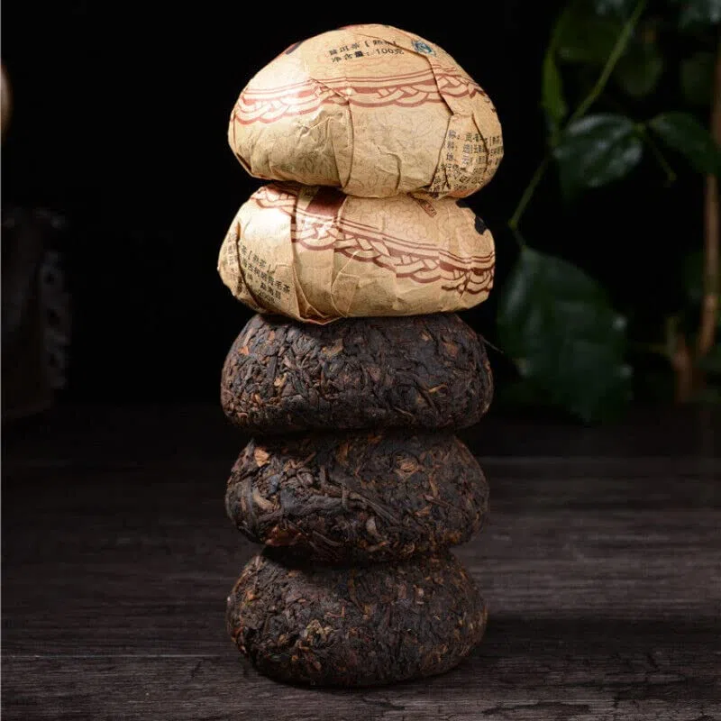Tè cotto Yunnan Pu'er Pu-erh Benefici per la salute Tè nero Tuocha naturale 500g