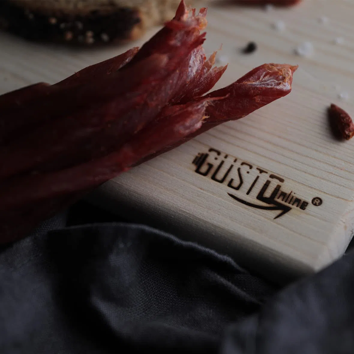 Coppiette di Puro Suino 500g - Prodotto Artigianale Sottovuoto - Filetto di Maiale Essiccato e Stagionato - Tipico di Roma