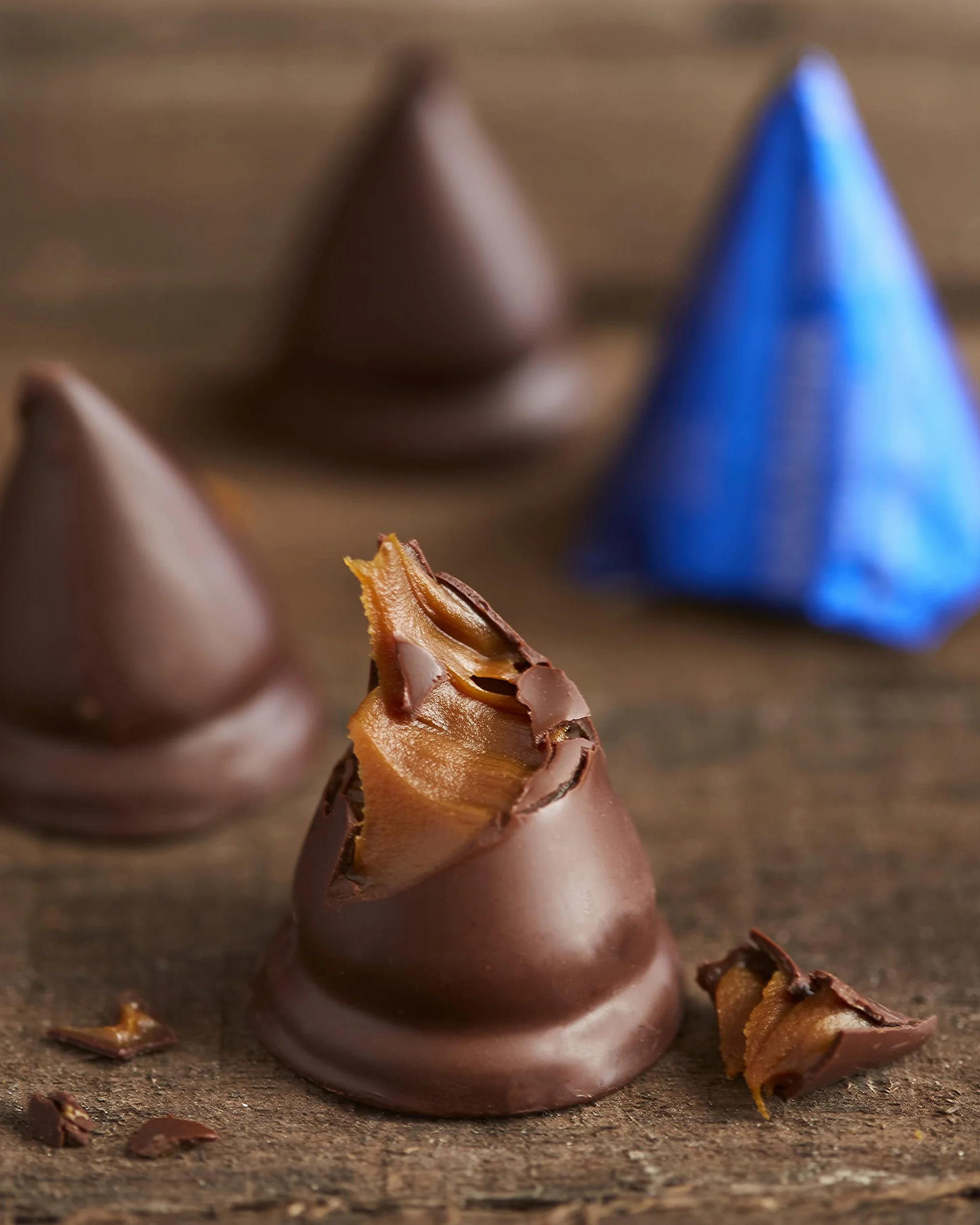 Havanna | Havannets al Cioccolato | Conetti Ricoperti Ripieni di Dulce de Leche | 12 unità | 456 g