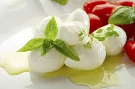 Bocconcini da 30 g di Mozzarella di Bufala Campana 1 kg totali