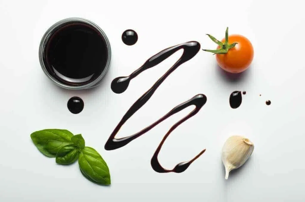 Confezione da 3 Monari Federzoni Glassa all'Aceto Balsamico di Modena,300g + 1 Confezione di Talco Felce Azzurra in omaggio, Busta da 100g