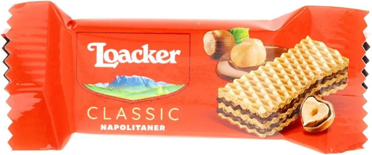 Loacker, Classic Napolitaner, Wafer Fragranti Farciti con 2 Strati di Crema di Nocciole 100% Italiane, Snack Monoporzione Ideali per Bar e Caffetterie, Confezione Convenienza da 204 Pezzi
