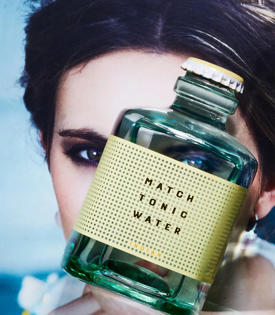 Match Tonic Indian, Acqua Tonica, 4 bottiglie da 200ml, per Gin Tonic London Dry Premium, Note Secche con Aromi di Citronella, Limone e Pompelmo, Basso Contenuto di Zucchero, Materiale 100% Riciclato