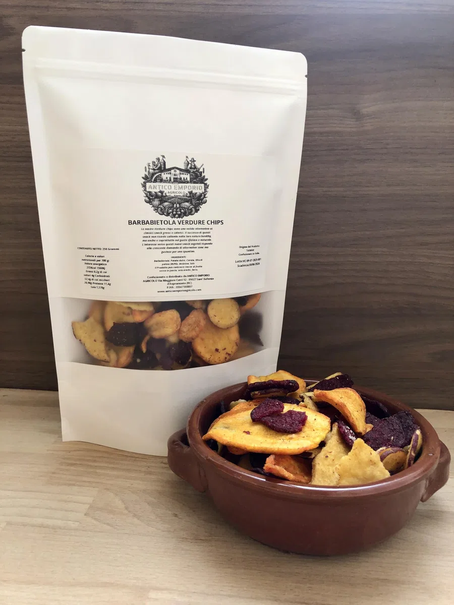 Barbabietola Verdure Chips - Chips di Verdure essiccate, croccanti - 450 Grammi in Sacchetto in kraft Richiudibile - Snack Sfizioso e Salutare, chips vegetali con patata dolce, carote e Barbietola