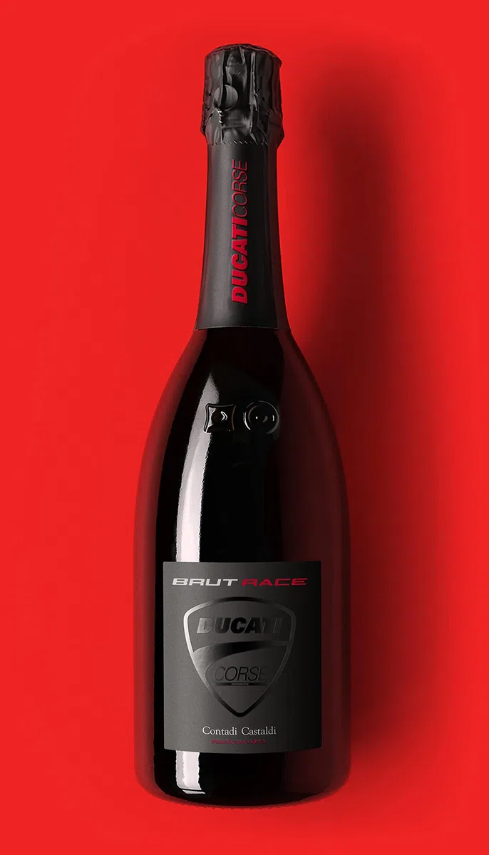 Contadi Castaldi Brut Race Ducati Corse - Franciacorta DOCG - Uve Chardonnay, Pinot Nero, Pinot Bianco - 750ml