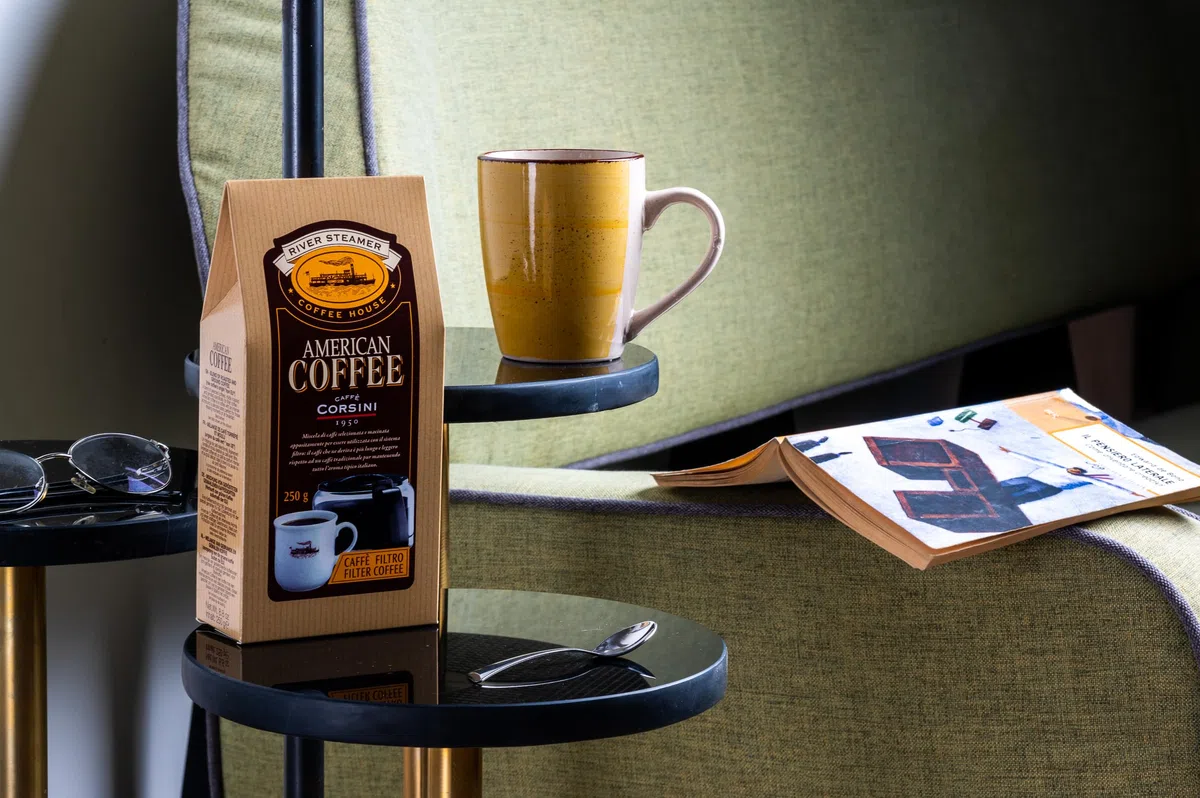 Caffè Corsini - Caffè Americano, Miscela di Macinato per Filtro, Leggero e Profumato, 4 Lattine da 250 Grammi Cadauna