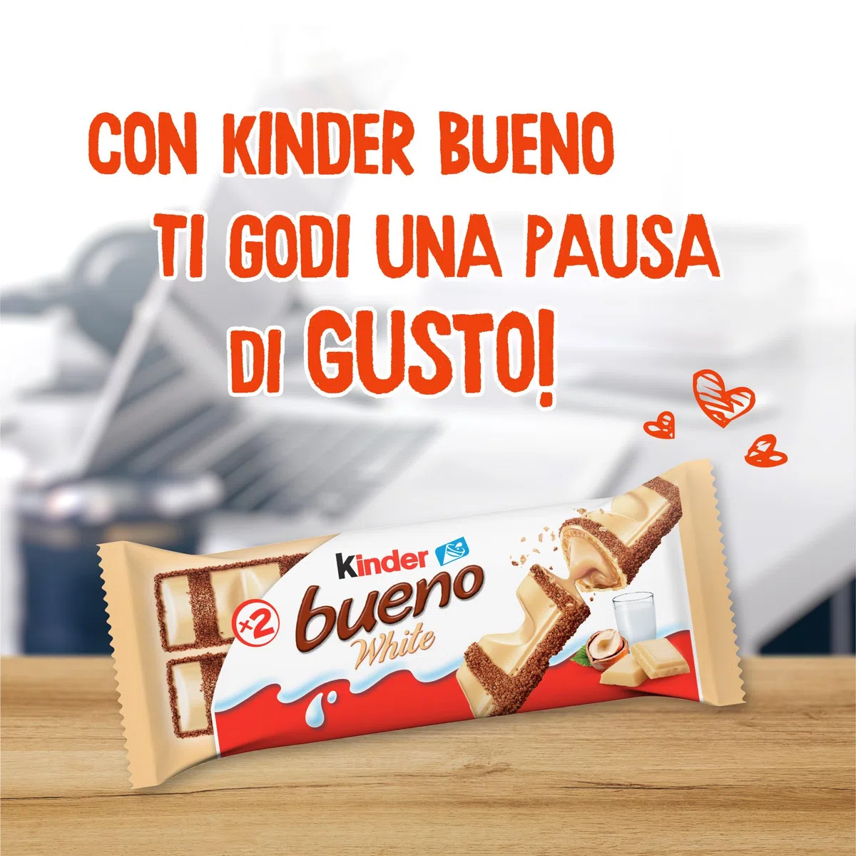 Kinder Bueno White, Snack al Cioccolato Bianco e Nocciole, un Wafer Ripieno di Crema alle Nocciole Ricoperto da Cioccolato Bianco e Granella Meringata al Cacao, Pacco 30 Confezioni