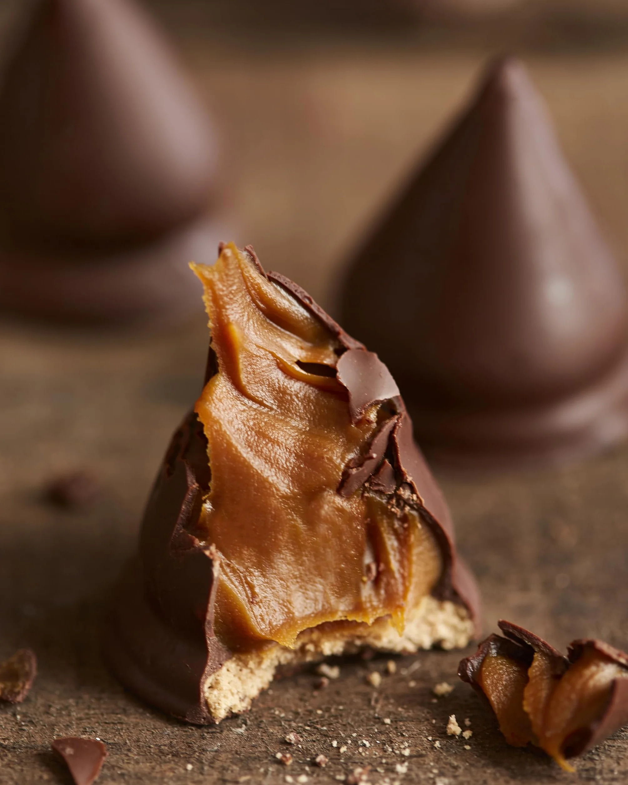 Havanna | Havannets al Cioccolato | Conetti Ricoperti Ripieni di Dulce de Leche | 12 unità | 456 g