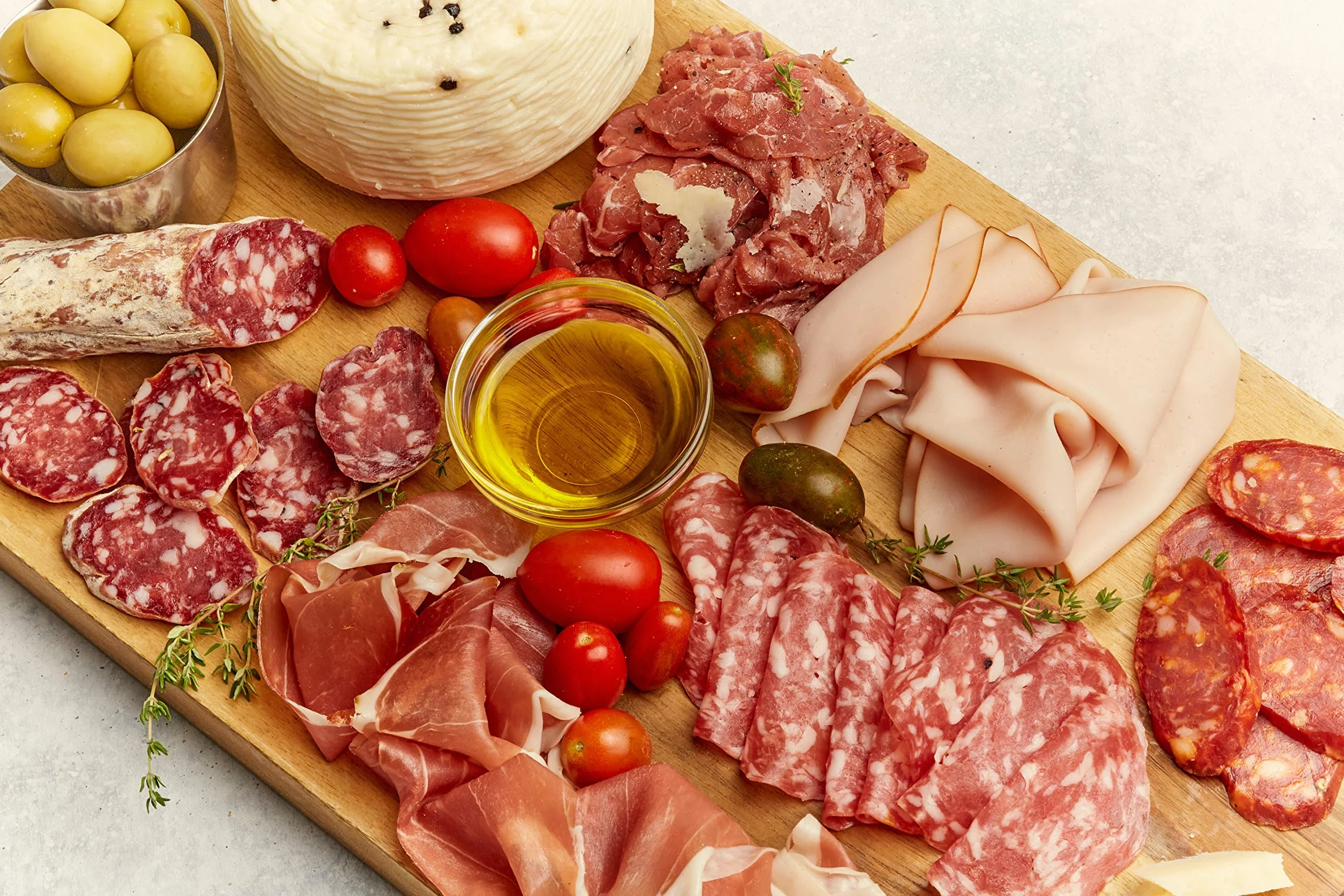 Formaggio Primo Sale con peperoncino piccante, latte misto a pasta dura, 950g