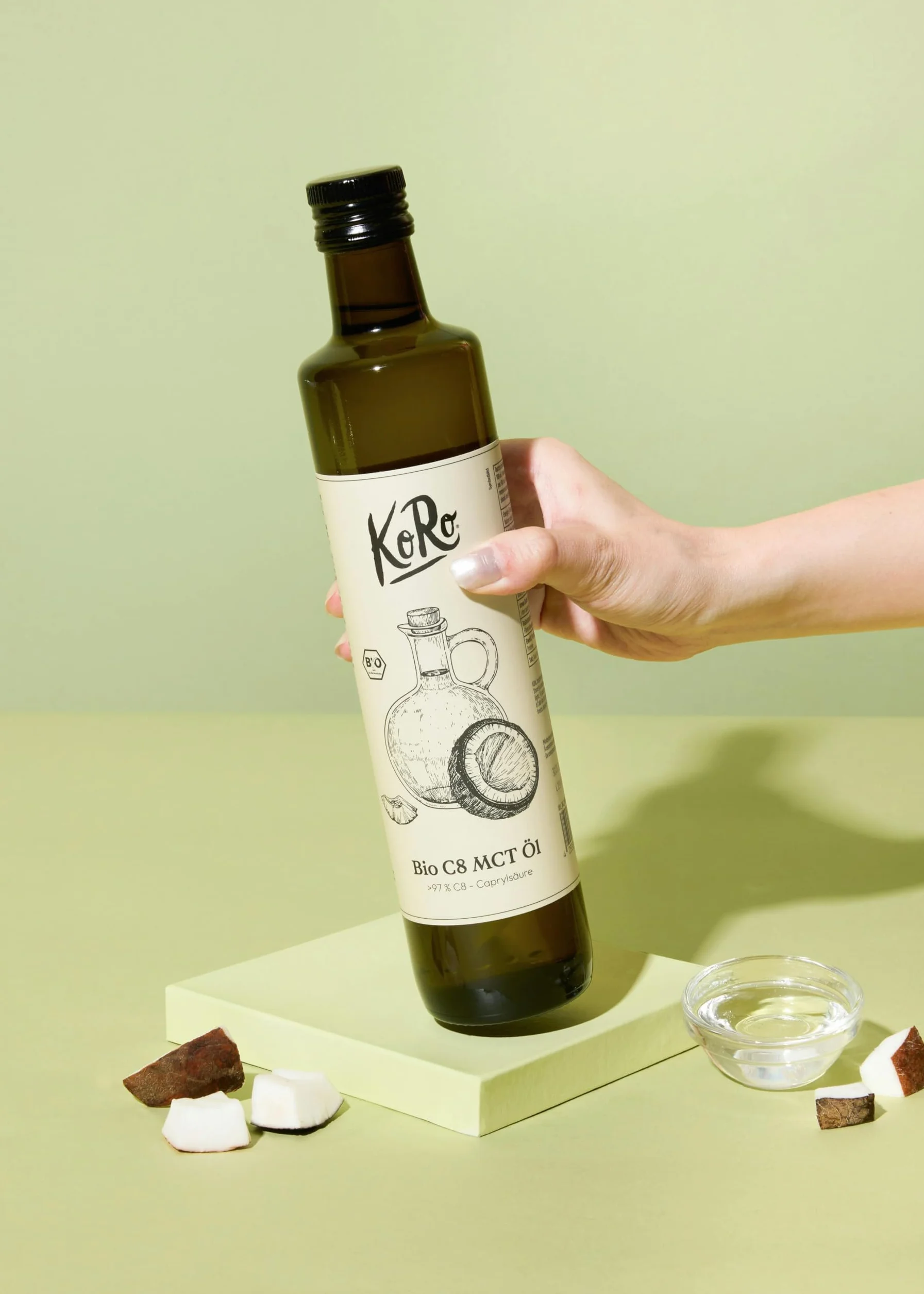 KoRo - Olio MCT C8 bio 500 ml - Ottenuto al 100% da olio di cocco - Contiene acido caprilico puro (C8) - Puramente vegetale