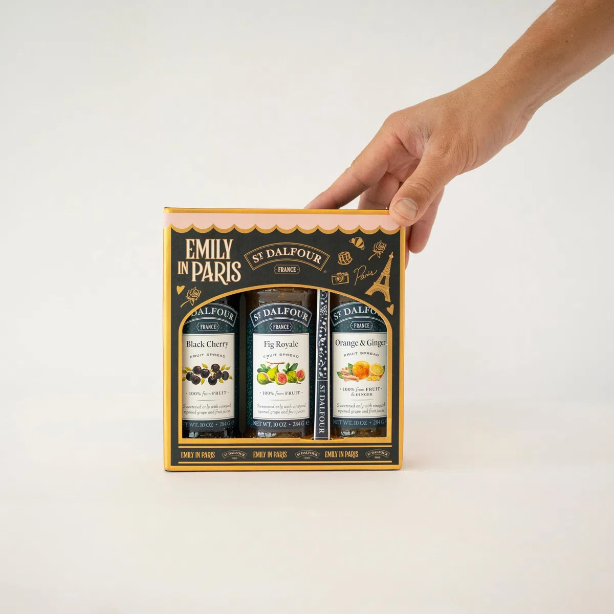 St. Dalfour Confezione Regalo – Edizione Emily in Paris – 100% frutta, senza zuccheri aggiunti, senza glutine – 3x284g (Fragola/Lampone/Ciliegie) (Ciliegie, Fichi, Arancia-Zenzero)