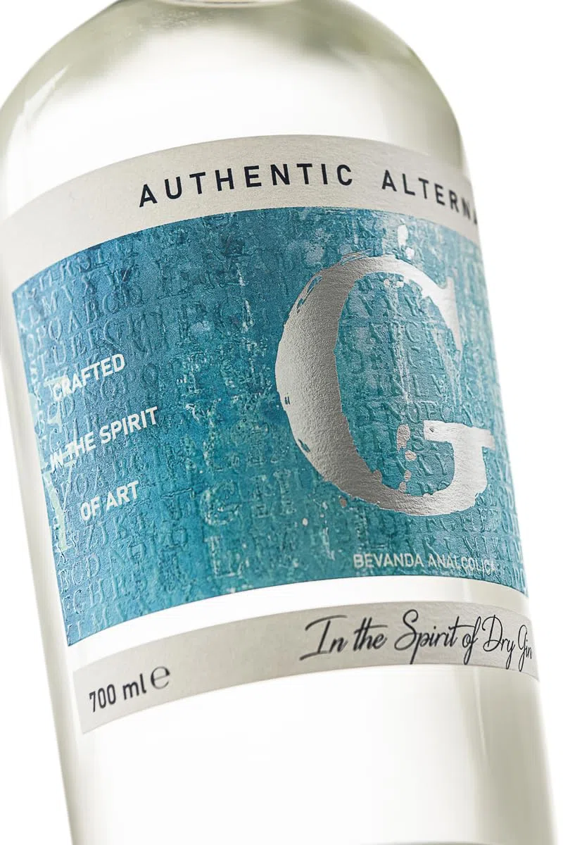Freely G-dry Gin Analcolico 0%, Alternativa al Gin in stile London Dry Gin Senza Alcol, Senza Zuccheri, Gusto Secco, 700 ml