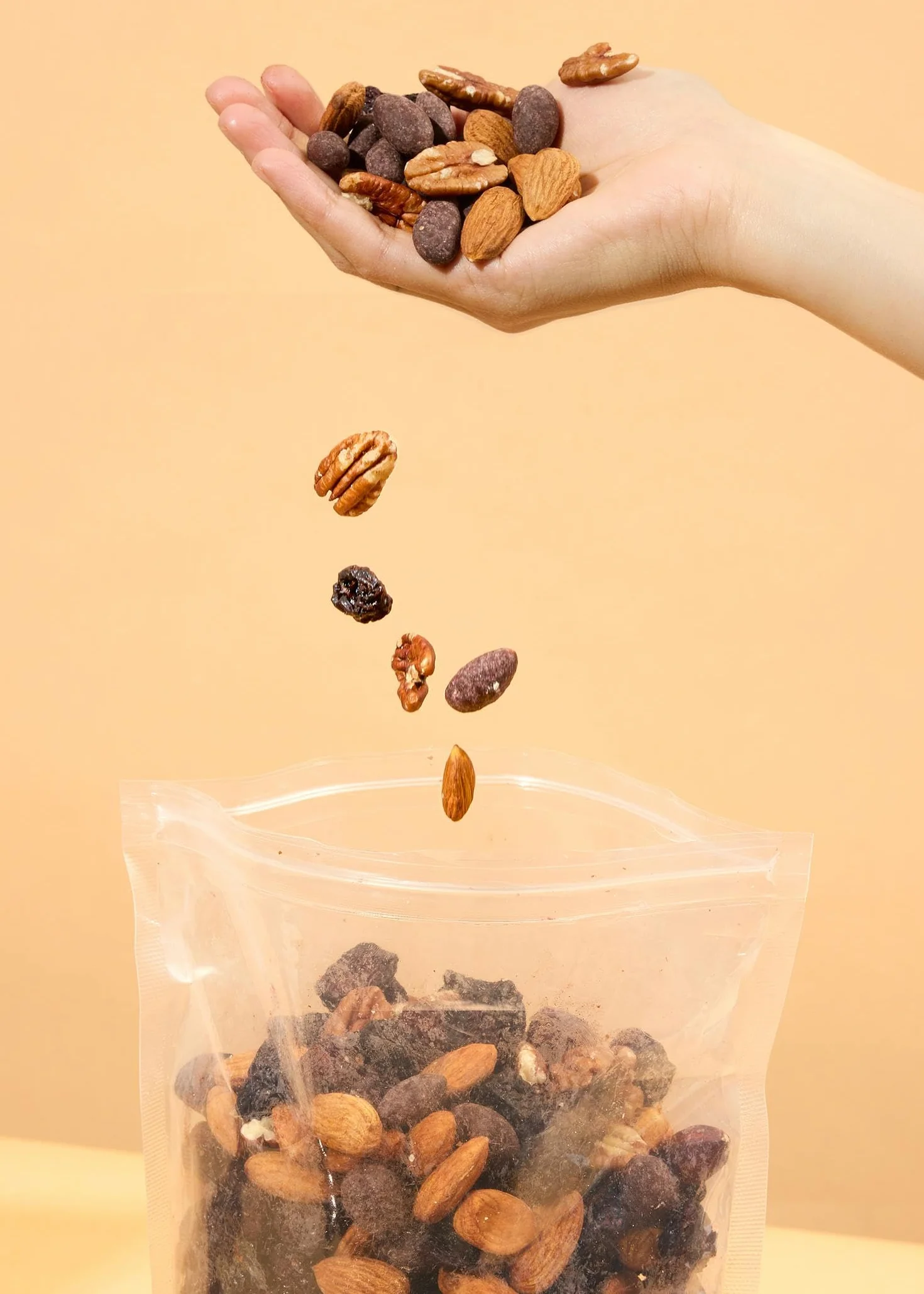 KoRo - Mix di frutta secca con cioccolato e ciliegie | 1 kg - snack di frutta secca - con cioccolato e ciliegie -  maxi confezione