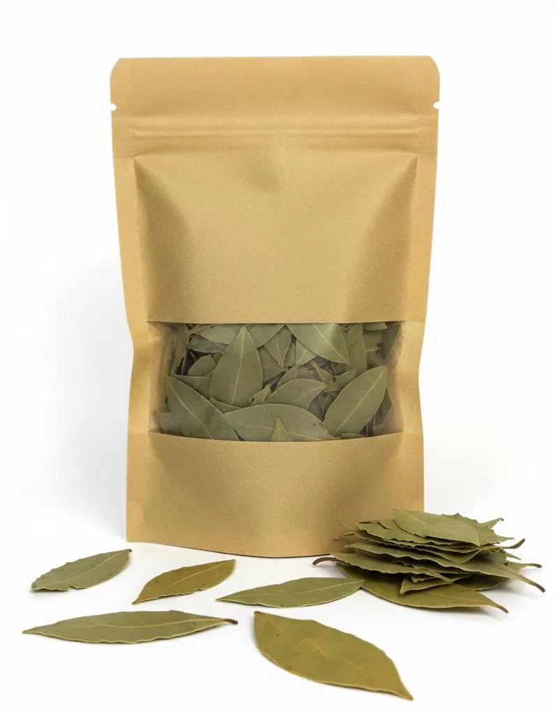 Foglie di Alloro Biologico 100gr Made in Italy – Erbe e Spezie Essiccate di Alta Qualità per Cucina – Aromatiche Naturali per Piatti Gourmet, Salse, Zuppe e Arrosti – 100% Italiane