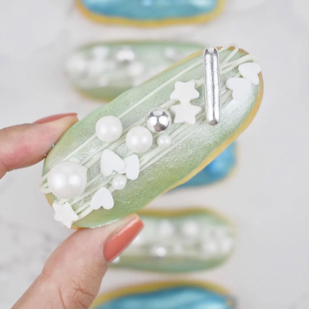 MakeSomeSweets Set di Sprinkles per Matrimonio - Elegante PURPLE WEDDING & WHITE BRIDE Commestibile Sprinkles - Vegano, senza olio di palma, 2 x 100g