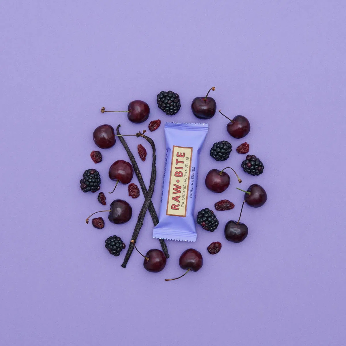 Raw Bite barretta energetica ecologica, 12 x 50 g, sapore vaniglia e fragola.