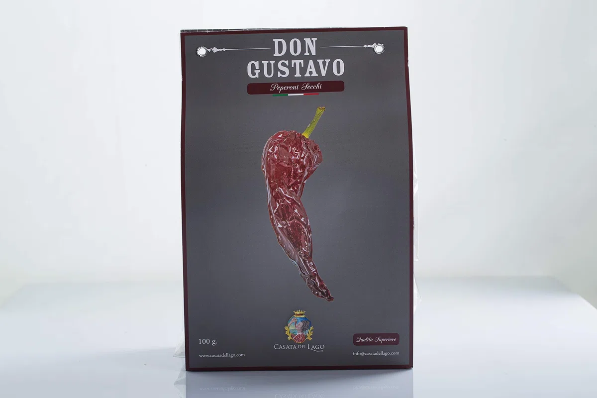 Peperoni Cruschi, la confezione completa: 2 confezioni Don Geppino da 25 grammi e 1 confezione Don Gustavo da 100 grammi