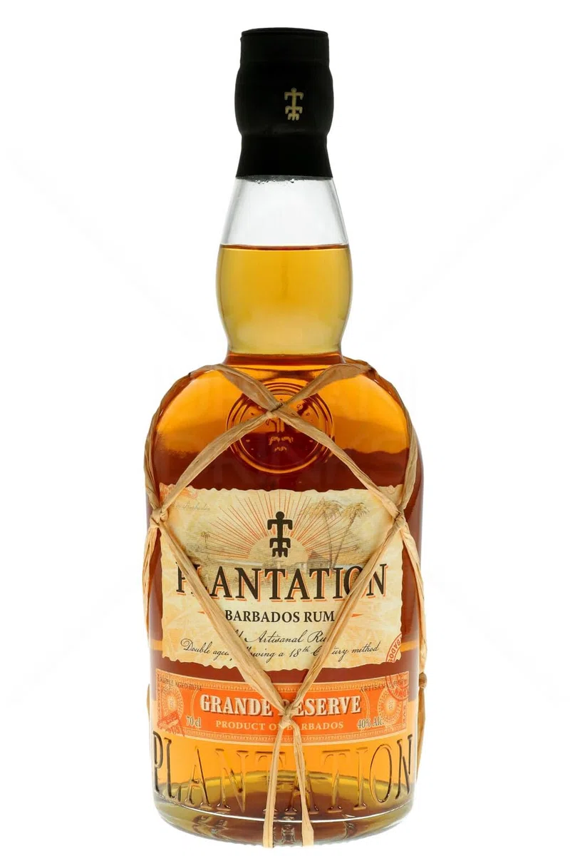 Plantation Rum Grande Réserve, 700ml, Ideale per Cocktail e Mai Tai, Note Calde e Tropicali, Rum Scuro Artigianale delle Barbados, Invecchiato 4 Anni fra i Caraibi e la Francia, Idea Regalo, 40% Vol.