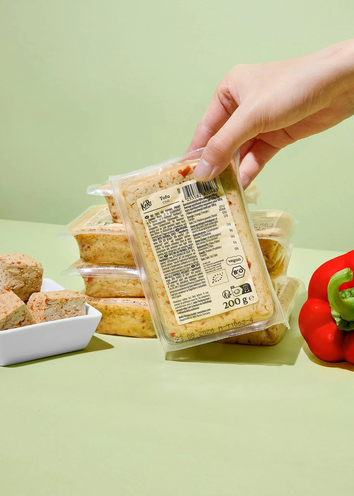 KoRo - Tofu al peperoncino bio 8 x 200 g - Gusto piccante - Fonte proteica vegana - Qualità biologica