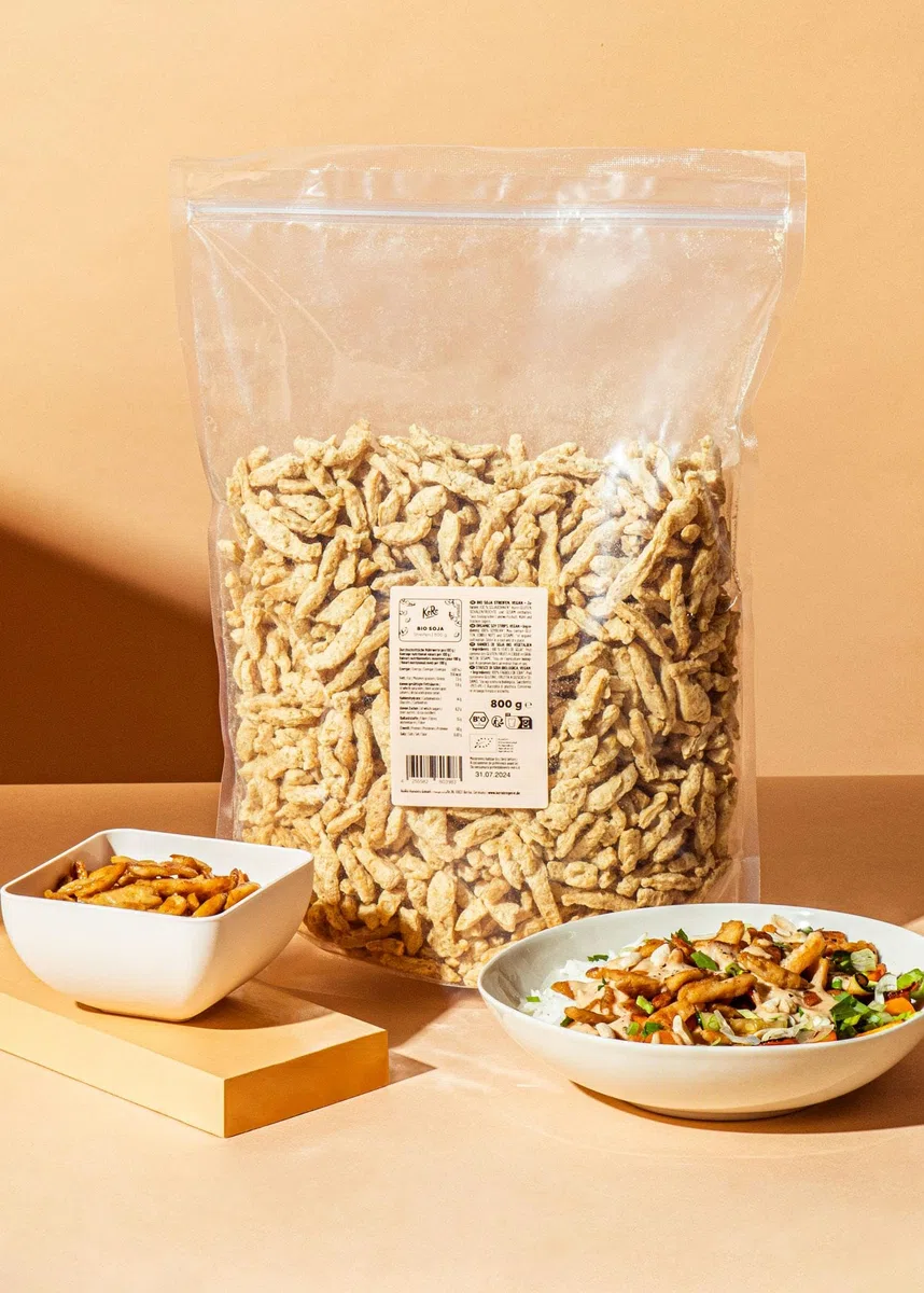 KoRo - Straccetti di soia bio 800 g - 100 % soia - qualità biologica - alternativa di carne vegana - versatile per piadine, curry, wraps