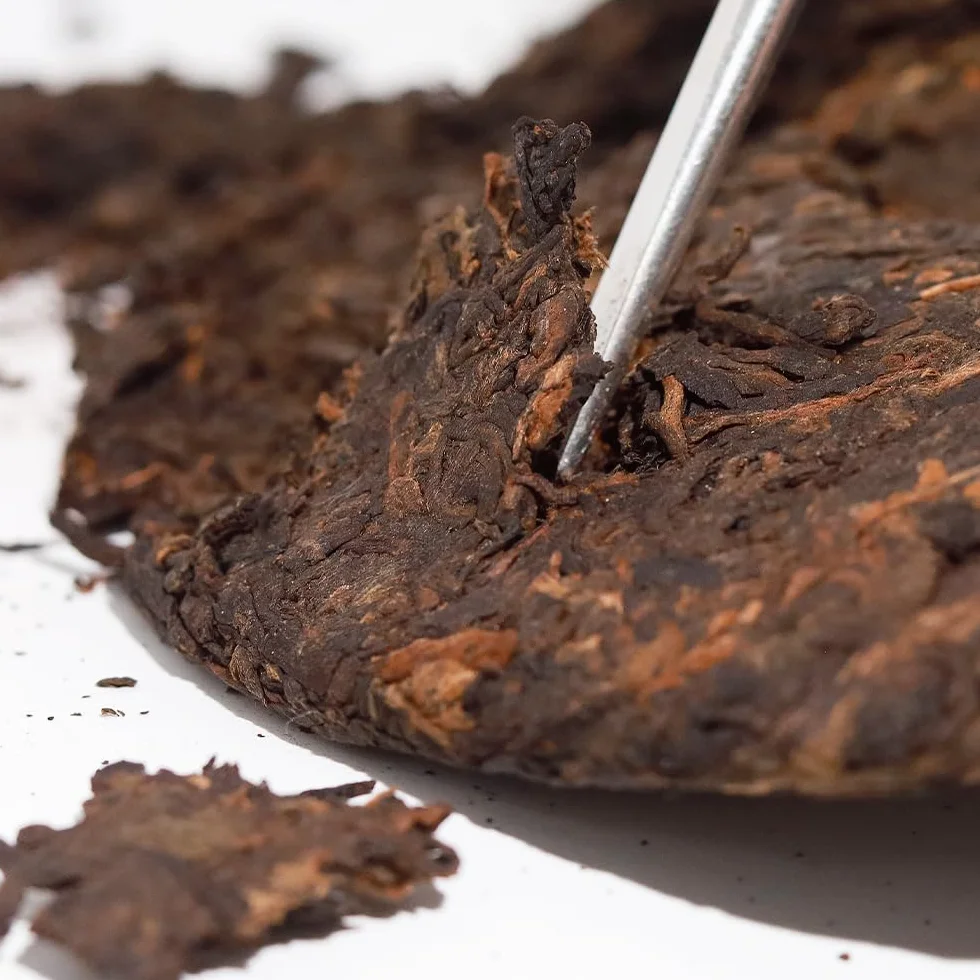 LWXLJMJZC –Torta di Tè Pu-erh Stagionato Yi Wu 2013- Shu (Stagionato) - Tè Pu-er Nero - Torta di Cinese dello Yunnan - 357g