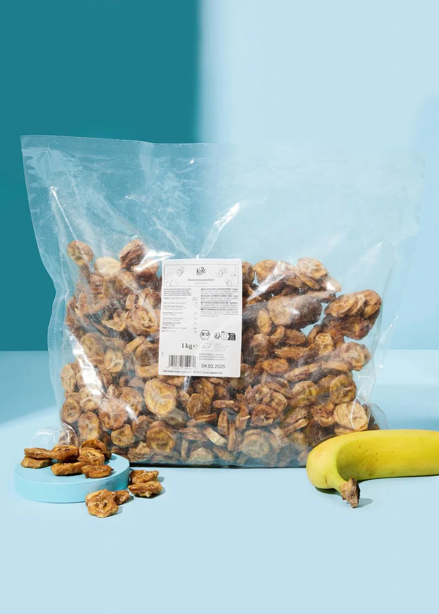 KoRo - Banana essiccata a fettine bio - Senza zuccheri aggiunti* - Chips di banana bio dallo Sri Lanka - Come snack o sul porridge
