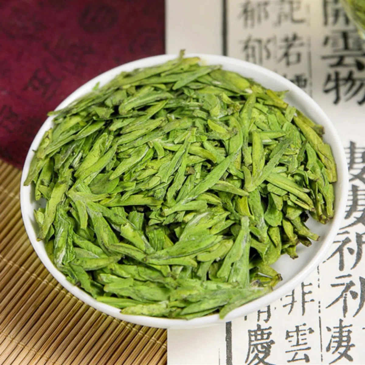 Tè Verde Premium Pre-ching Ming Longjing 250g / 8,81oz Tè in Foglie Sfuse, Gusto Naturale